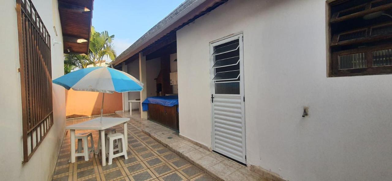 Casa Completa Com Piscina A 300 Metros Do Mar Villa Peruíbe Buitenkant foto